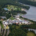 Die Partner der ADAC Rallye Deutschland präsentieren sich im Servicepark am Bostalsee. 